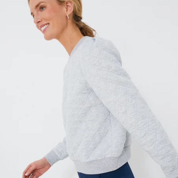 TUCKERNUCK TNUCK SPORT
Gray Puff Sleeve Campbell Pullover, gray - Picture 3 of 6